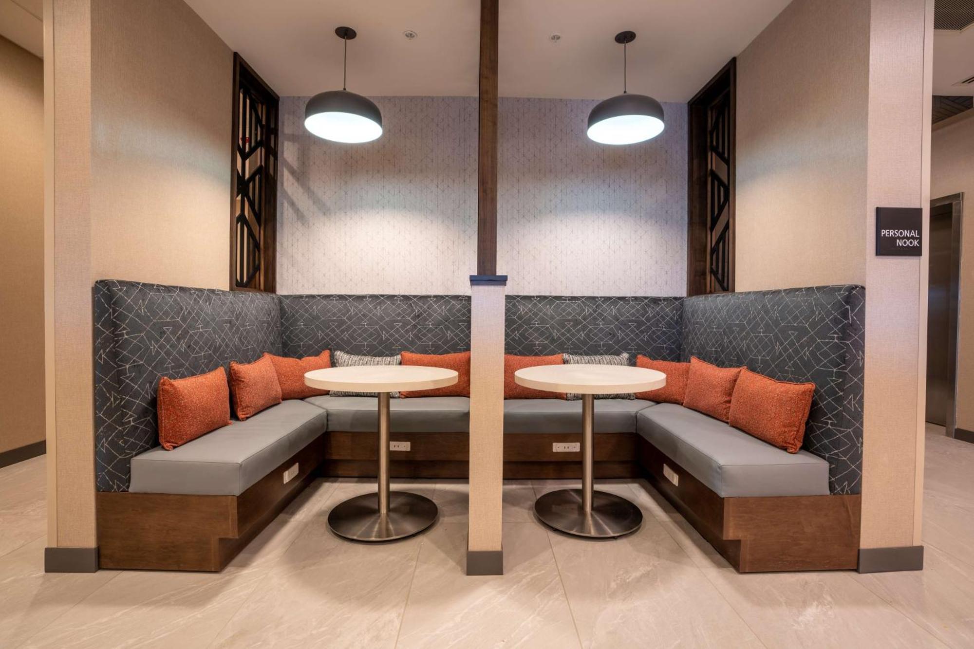 Hampton Inn By Hilton Huntley Chicago 外观 照片